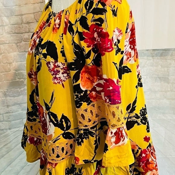 Unique Spectrum size large mustard, rose peasant, top on/off shoulders. P2P 23”. - Picture 5 of 8